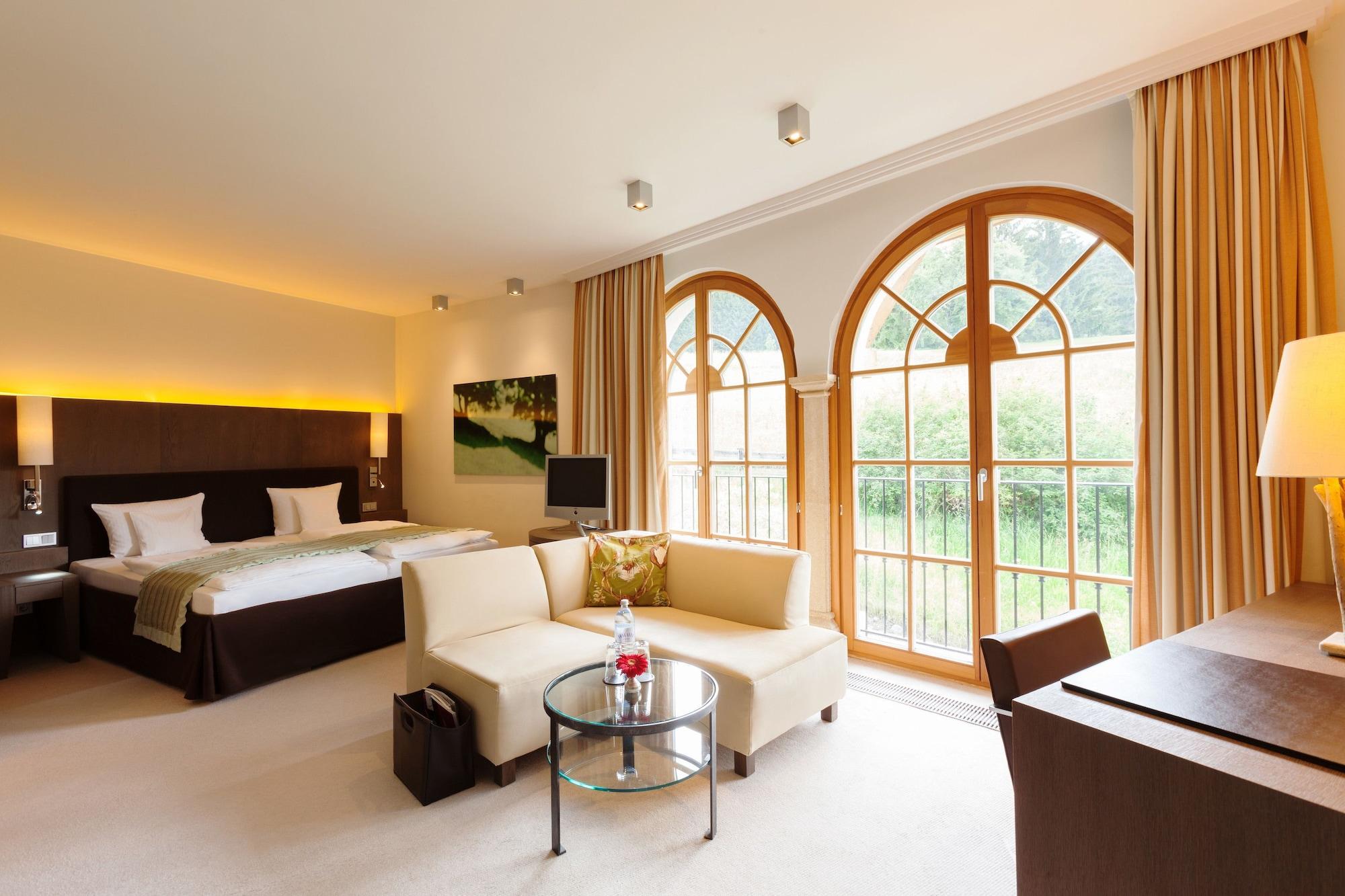 Schlosshotel Kitzbuehel A-Rosa Collection エクステリア 写真 A room at the Hotel Axelmannstein